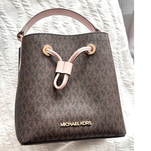 Michael Kors small bucket bag